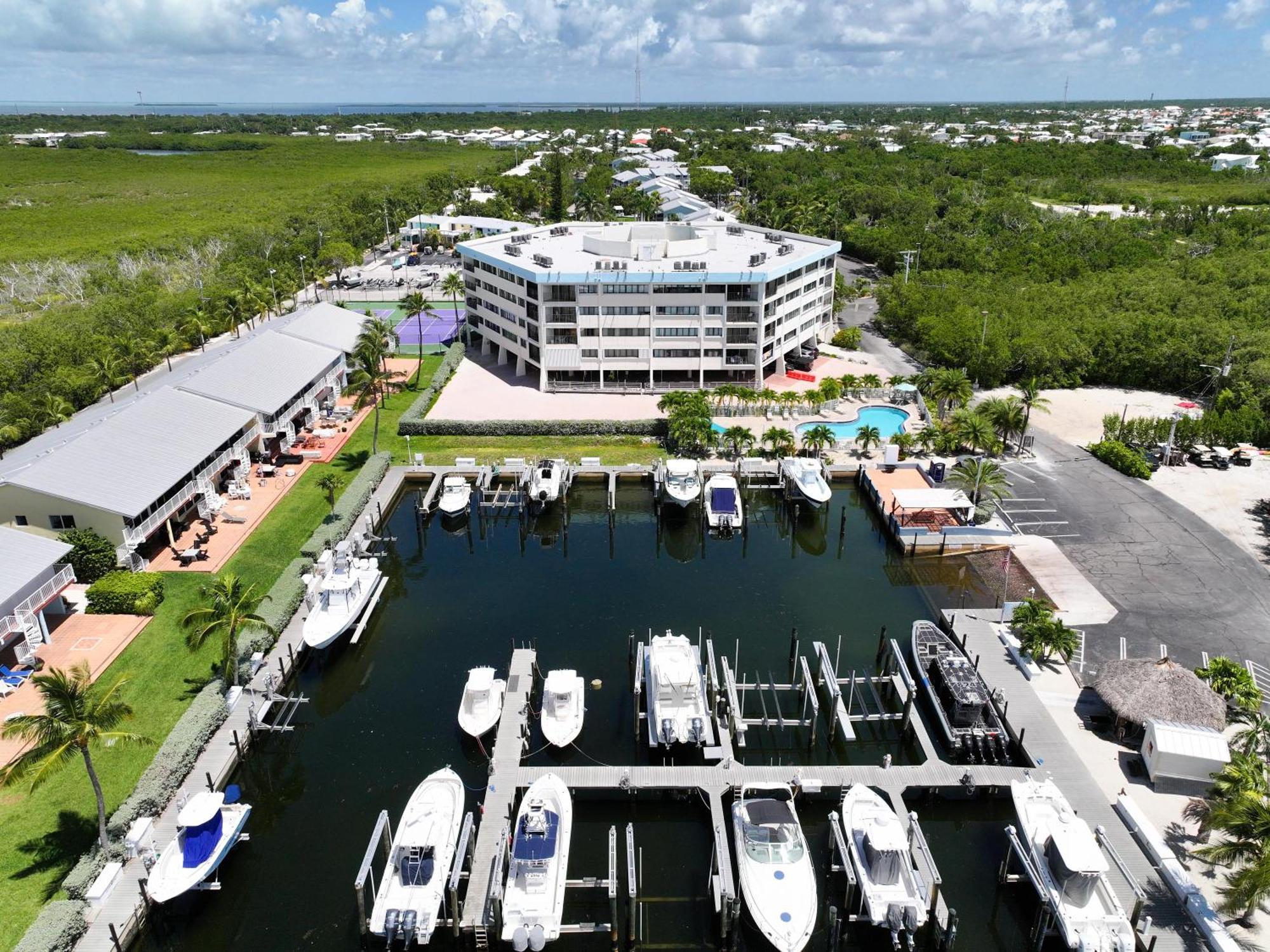 Tower 2 Master Suites, 2 Kings Beds, Marina Κι Λάργκο Εξωτερικό φωτογραφία